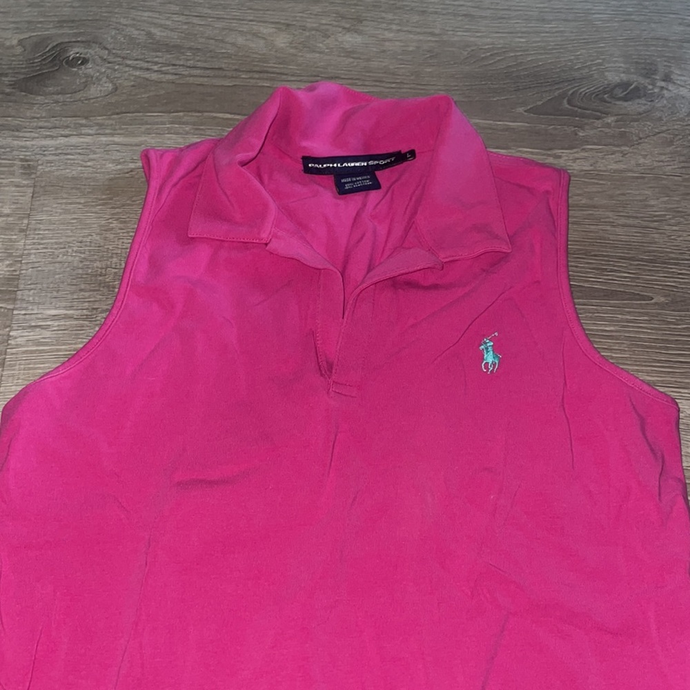 Polo - Picture 2 of 3